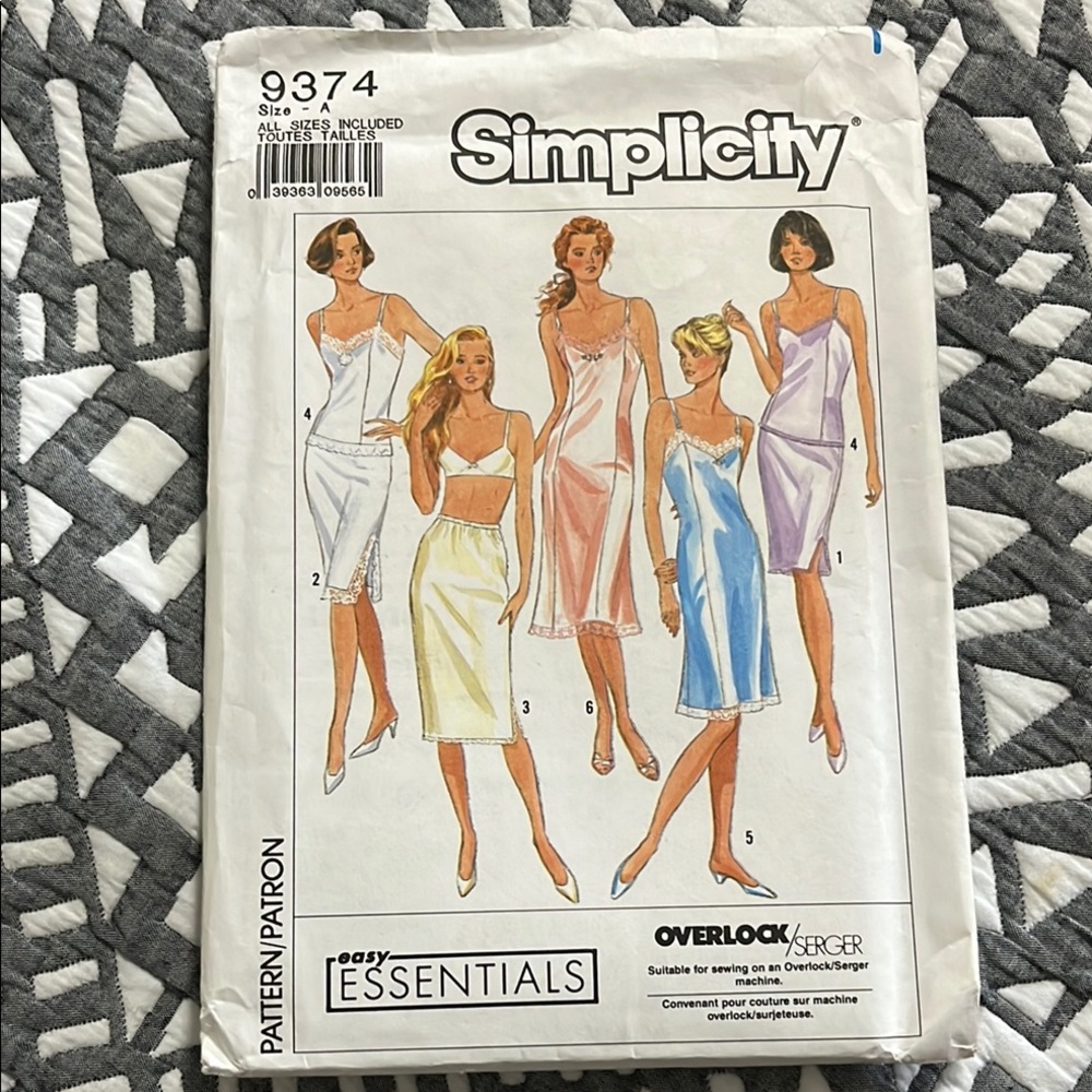 Simplicity Pattern 9374  Women's Chemises & Slips Pattern